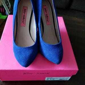 Betsey Johnson wedges